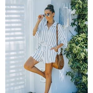 VICI LARGE BEACHTOWN BUTTON FRAYED TOP (TOP ONLY!)